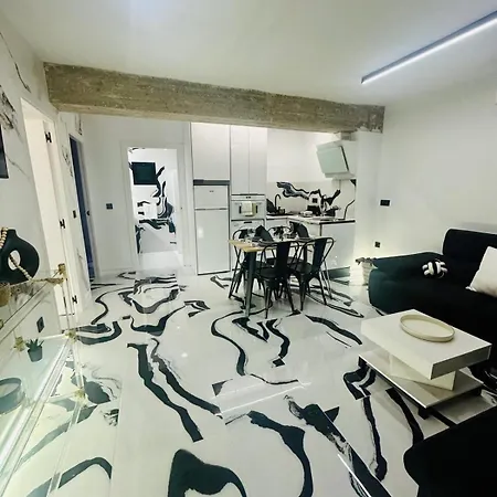 Imperivm Boutique Centro Parking Gratis דירה